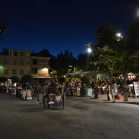 Hyper Centre D'avignon