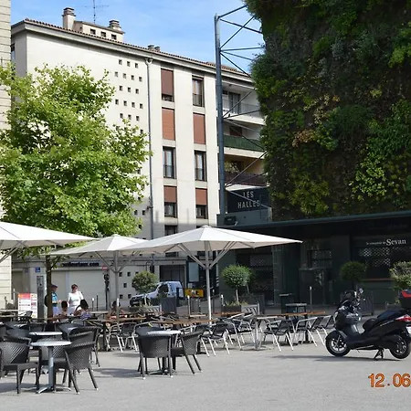 Hyper Centre D'avignon